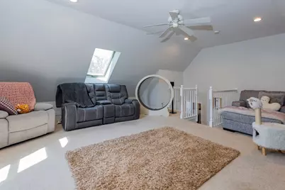 126 Lafayette St, Marblehead, MA 01945 - Photo 23