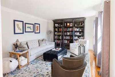 126 Lafayette St, Marblehead, MA 01945 - Photo 5