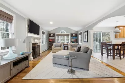 8 Gable Way, Medway, MA 02053 - Photo 3