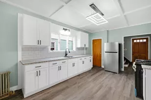 85 Grand St, Springfield, MA 01108 - Photo 3