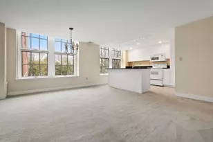 53 Warren St, Newburyport, MA 01950 - Photo 11