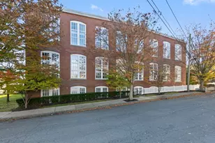 53 Warren St, Newburyport, MA 01950 - Photo 31