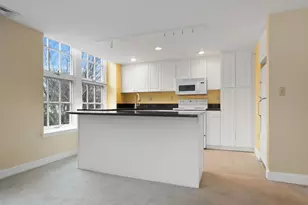 53 Warren St, Newburyport, MA 01950 - Photo 9