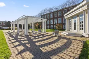 53 Warren St, Newburyport, MA 01950 - Photo 33