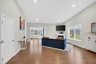 10 Logan's Run, Millbury, MA 01527 - Photo 9