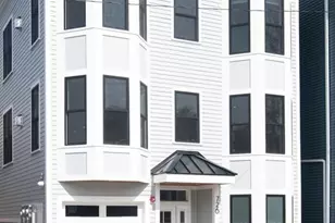 726 E 8th St, Boston, MA 02127 - Photo 27