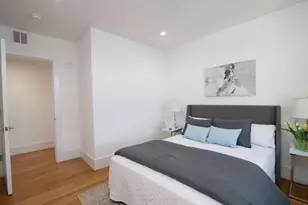 726 E 8th St, Boston, MA 02127 - Photo 21