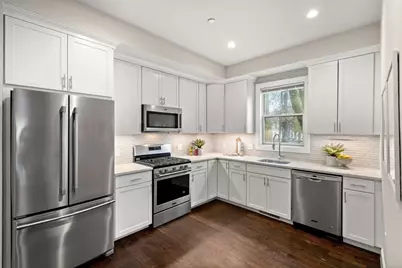 7 Langford Park #1, Boston, MA 02119 - Photo 3
