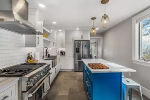 17 Tyler St, Malden, MA 02148 - Photo 7