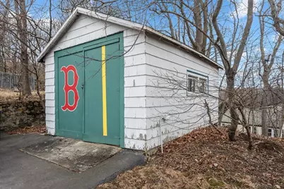 17 Tyler St, Malden, MA 02148 - Photo 11