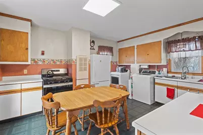 50 Highland St, Marlborough, MA 01752 - Photo 21