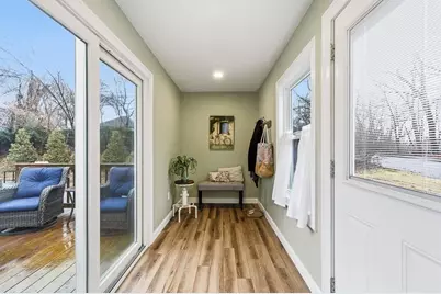 26 Prospect St, Blackstone, MA 01504 - Photo 25