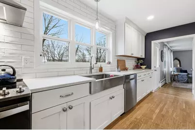 26 Prospect St, Blackstone, MA 01504 - Photo 9