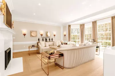 31 Boyles St, Beverly, MA 01915 - Photo 3