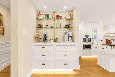 31 Boyles St, Beverly, MA 01915 - Photo 7