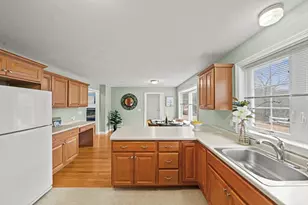 74 Pompositticut St, Stow, MA 01775 - Photo 7