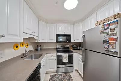 62 South Street #7, Quincy, MA 02169 - Photo 3