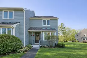 640 Maple Brook Rd, Bellingham, MA 02019 - Photo 1