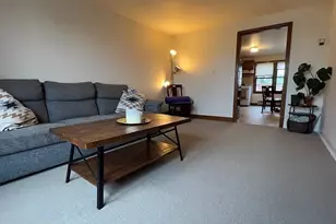 125 Beale, Quincy, MA 02170 - Photo 7