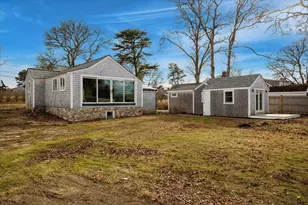 18 Cross St, Dennis, MA 02639 - Photo 13