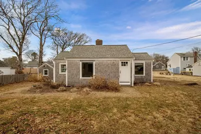 18 Cross St, Dennis, MA 02639 - Photo 15