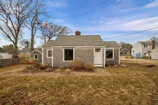 18 Cross St, Dennis, MA 02639 - Photo 15