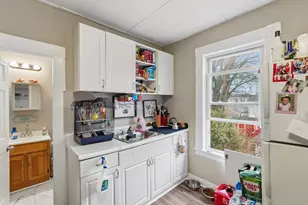 14-14 1/2 Hacker St, Worcester, MA 01603 - Photo 23