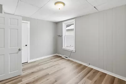 14-14 1/2 Hacker St, Worcester, MA 01603 - Photo 11