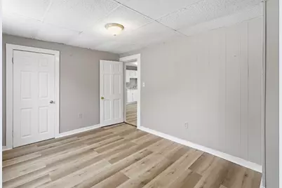 14-14 1/2 Hacker Street, Worcester, MA 01603 - Photo 17