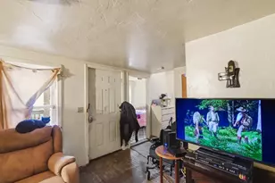 14-14 1/2 Hacker St, Worcester, MA 01603 - Photo 29