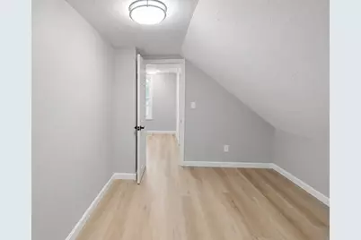 14-14 1/2 Hacker St, Worcester, MA 01603 - Photo 37
