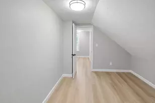 14-14 1/2 Hacker St, Worcester, MA 01603 - Photo 37