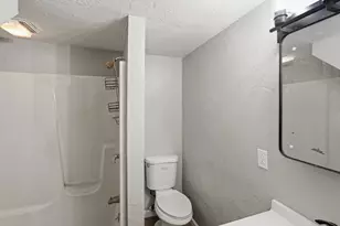14-14 1/2 Hacker St, Worcester, MA 01603 - Photo 39