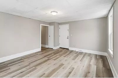 14-14 1/2 Hacker St, Worcester, MA 01603 - Photo 13