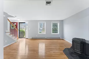 140 Powhattan Dr, Taunton, MA 02718 - Photo 7