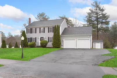 140 Powhattan Dr, Taunton, MA 02718 - Photo 3