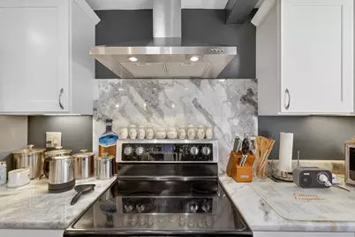 84 Algonquin St, Brockton, MA 02302 - Photo 9