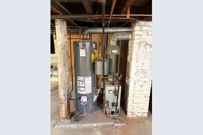 56 Clark St, Lynn, MA 01902 - Photo 21