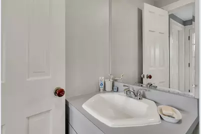 66 Reed St Ct #3, Cambridge, MA 02140 - Photo 9