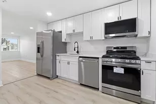 1 19th St, Lowell, MA 01850 - Photo 7