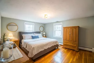 38 Cranmore Ln, Melrose, MA 02176 - Photo 11