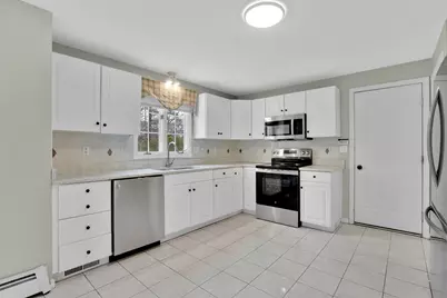 10 Marla Circle, Westfield, MA 01085 - Photo 9