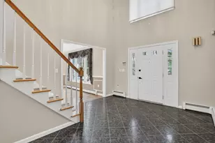 10 Marla Cir, Westfield, MA 01085 - Photo 5