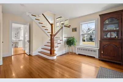 67 Frothingham St, Milton, MA 02186 - Photo 5