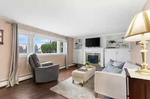 22 Indian Hill Rd, Wakefield, MA 01880 - Photo 21