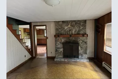 86 Main St, Douglas, MA 01516 - Photo 3