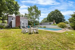 37 Fremont St, Reading, MA 01867 - Photo 7