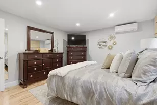 37 Fremont St, Reading, MA 01867 - Photo 27