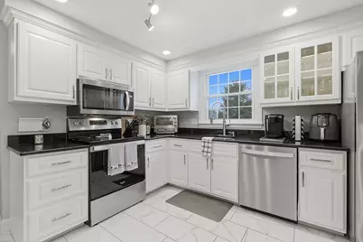 37 Fremont Street, Reading, MA 01867 - Photo 19