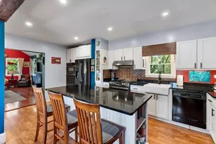 28 Gordon Rd, Medford, MA 02155 - Photo 7